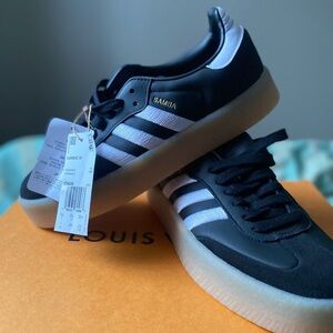 🔥 Brand New Adidas Sambae – Black/White – Size 7 🔥